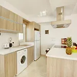 Mario - 2min Walk From Kapparis Holiday home *