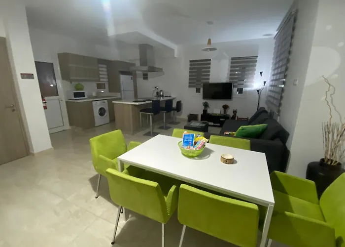 Mario - 2min Walk From Kapparis *