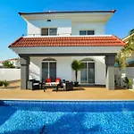 Σπίτι διακοπών Mario - 2min Walk From Kapparis Παραλίμνι