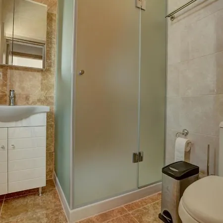 Mario - 2min Walk From Kapparis *