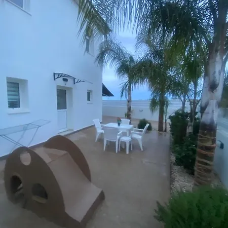 Mario - 2min Walk From Kapparis Сasa de vacaciones *