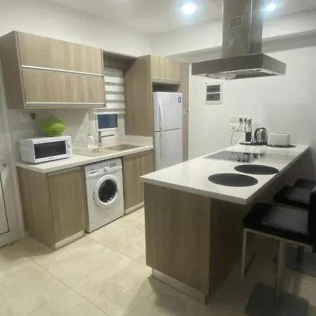 Сasa de vacaciones Mario - 2min Walk From Kapparis Paralimni