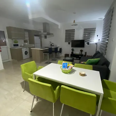 Mario - 2min Walk From Kapparis *