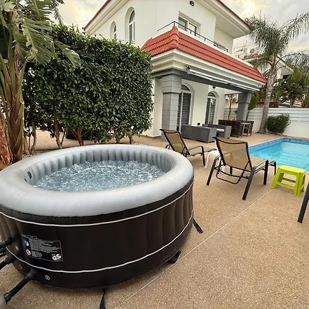 Сasa de vacaciones Mario - 2min Walk From Kapparis