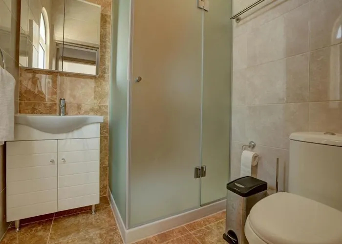 Mario - 2min Walk From Kapparis *